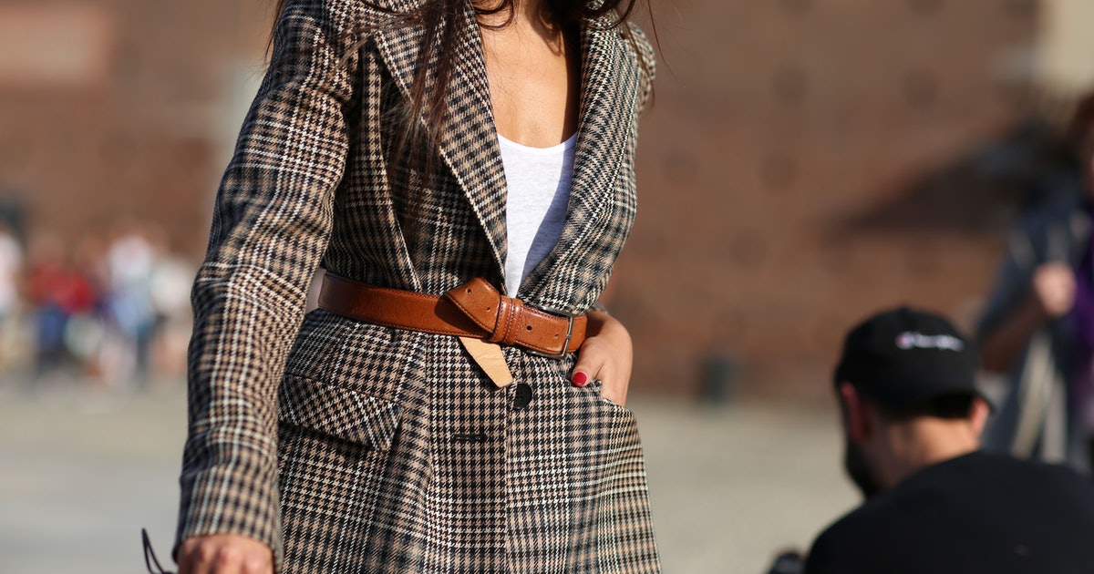 5 cách sử dụng thắt lưng chinh phục thời trang Thu Đông 2021