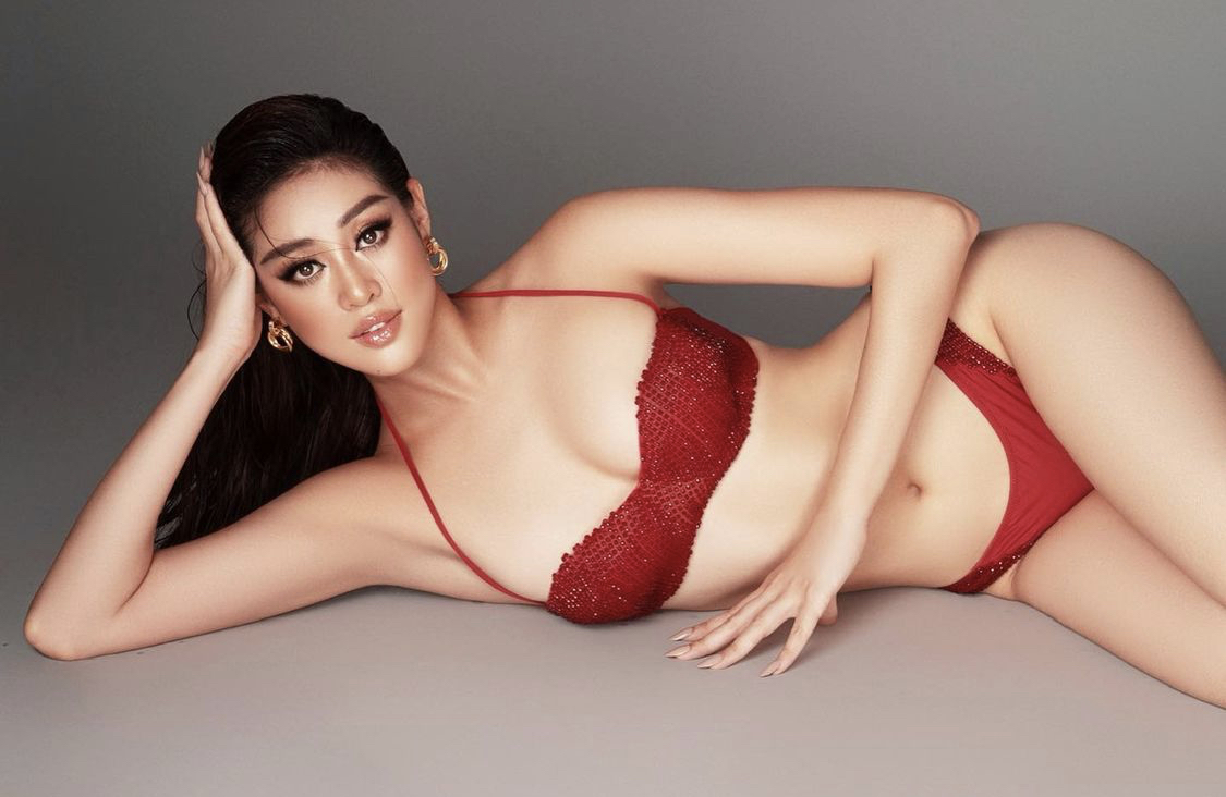 Chỉ dừng chân ở Top 21 chung cuộc tại Miss Universe 2020, Khánh Vân của hiện tại cho thấy sự tiến bộ rõ rệt về cả thần thái lẫn sắc vóc.