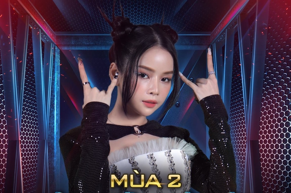 Gương mặt trên poster Rap Việt của DJ Mie có phần khác lạ.