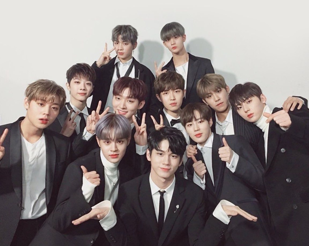 Wanna One sở hữu visual đồng đều khi lên hình nhờ trang điểm.