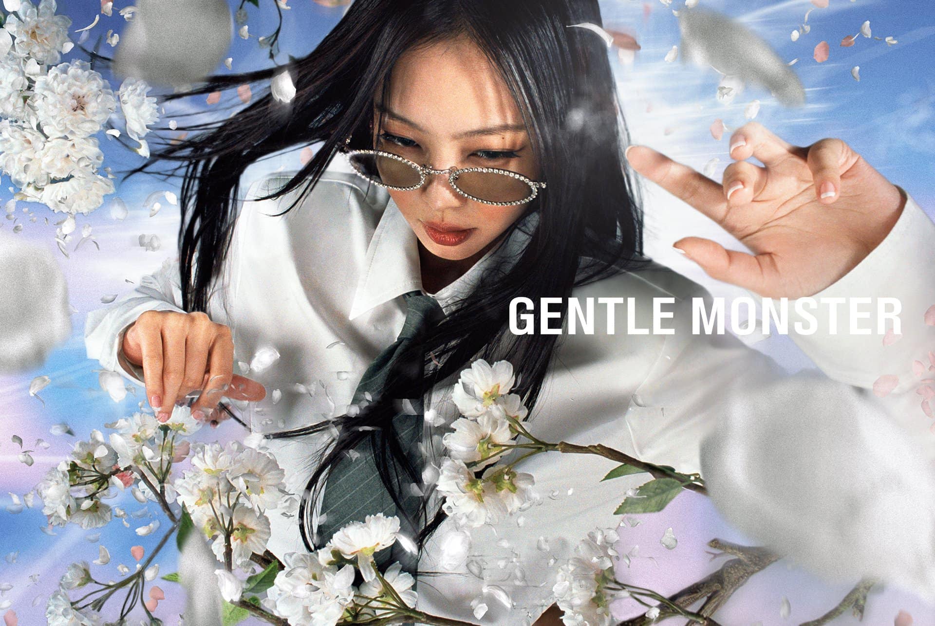 Jennie "bắn ảnh", khoe thần thái cực đỉnh trong bộ ảnh mới của Gentle Monster