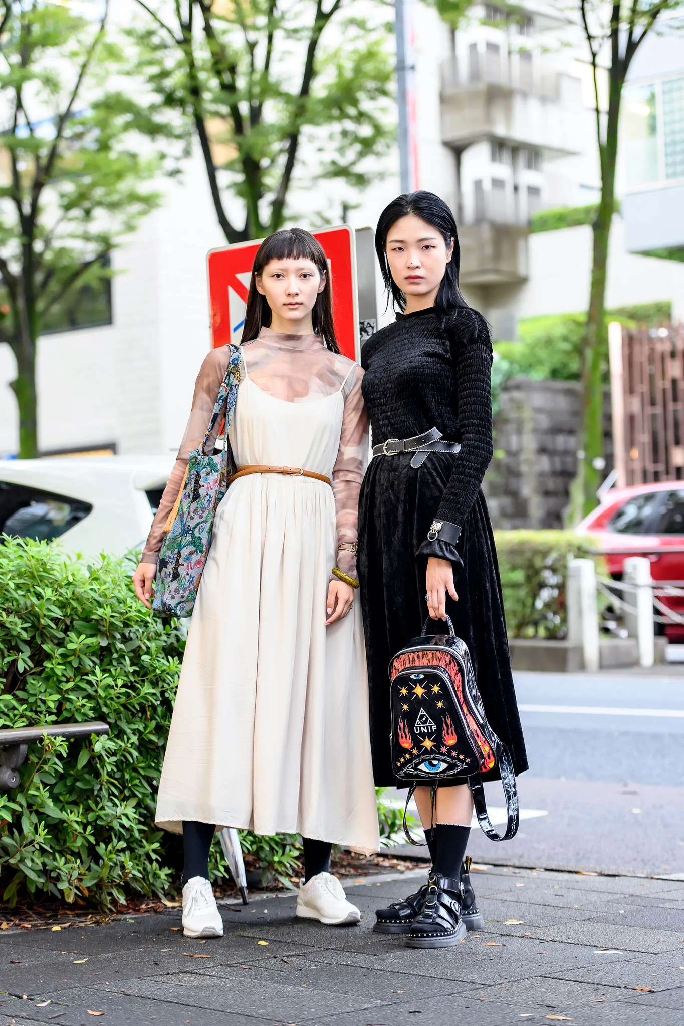 Giới trẻ Nhật Bản phá cách với streetstyle tại Tokyo Fashion Week 2022 - Ảnh 12