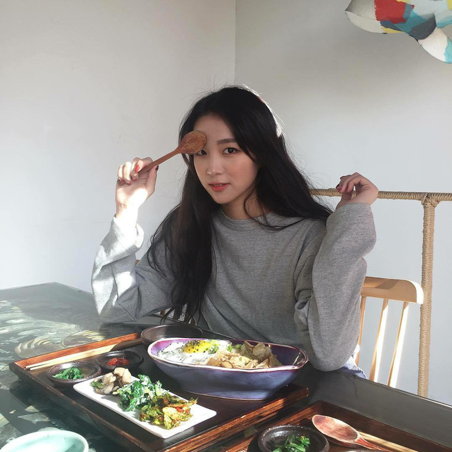 Phụ nữ Hàn không ăn quá no trong các bữa ăn. 