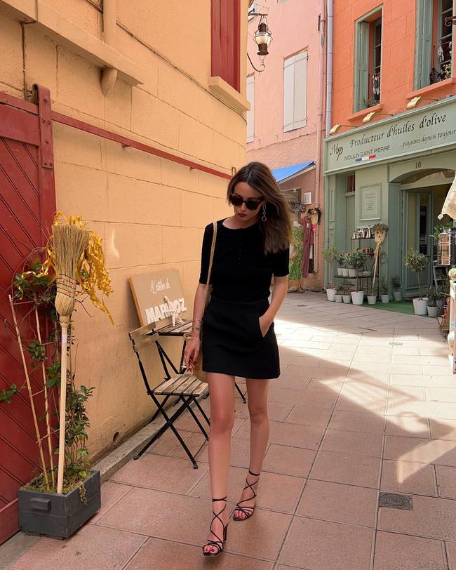 12 set váy diện cùng cao gót sandals cho mùa hè từ thời trang của gái Pháp - Ảnh 11