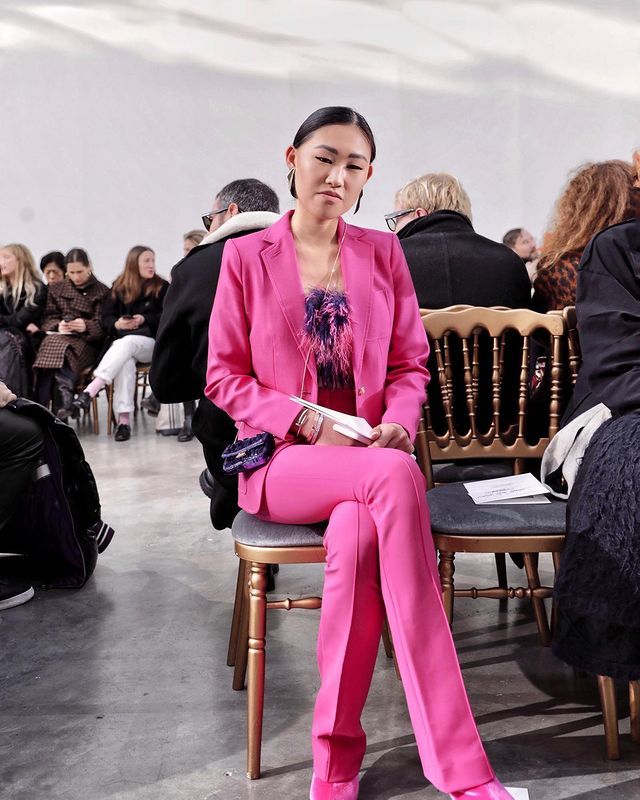 Thời trang xa xỉ của hội siêu giày châu Á ở Mỹ trong chương trình Bling Empire - Ảnh 13