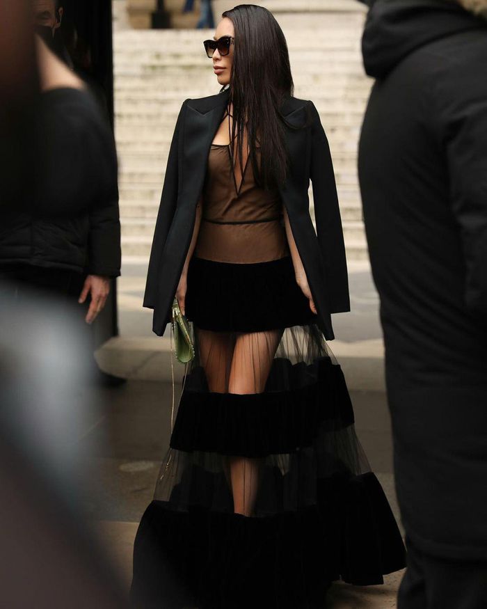 Thời trang xa xỉ của hội siêu giày châu Á ở Mỹ trong chương trình Bling Empire - Ảnh 2