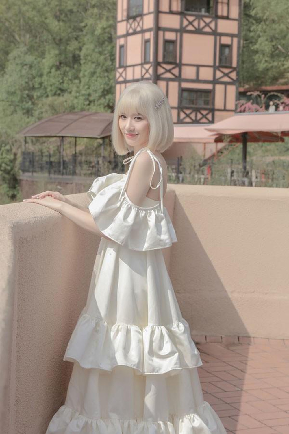 Hariwon đổi màu tóc liên tục để trông tươi trẻ hơn nhưng không phải lúc nào cũng thành công - Ảnh 5