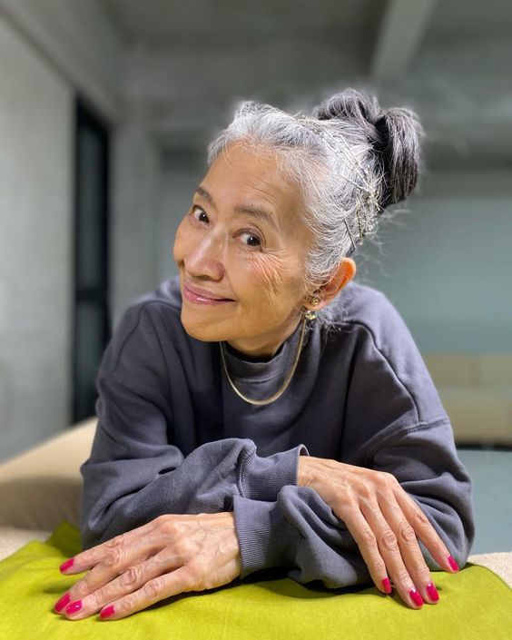 Thời trang chính là yếu tố giúp cụ bà Nhật Bản U80 trẻ mãi không già - Ảnh 8