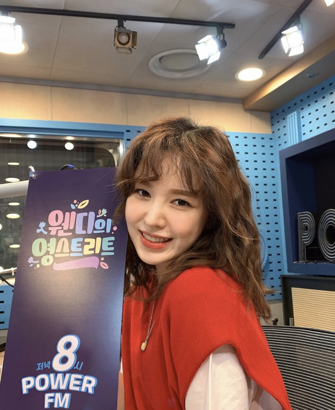 4 màu tóc hot trend hè 2022: Không có màu nổi, thích hợp với cả nàng 30+ - Ảnh 10