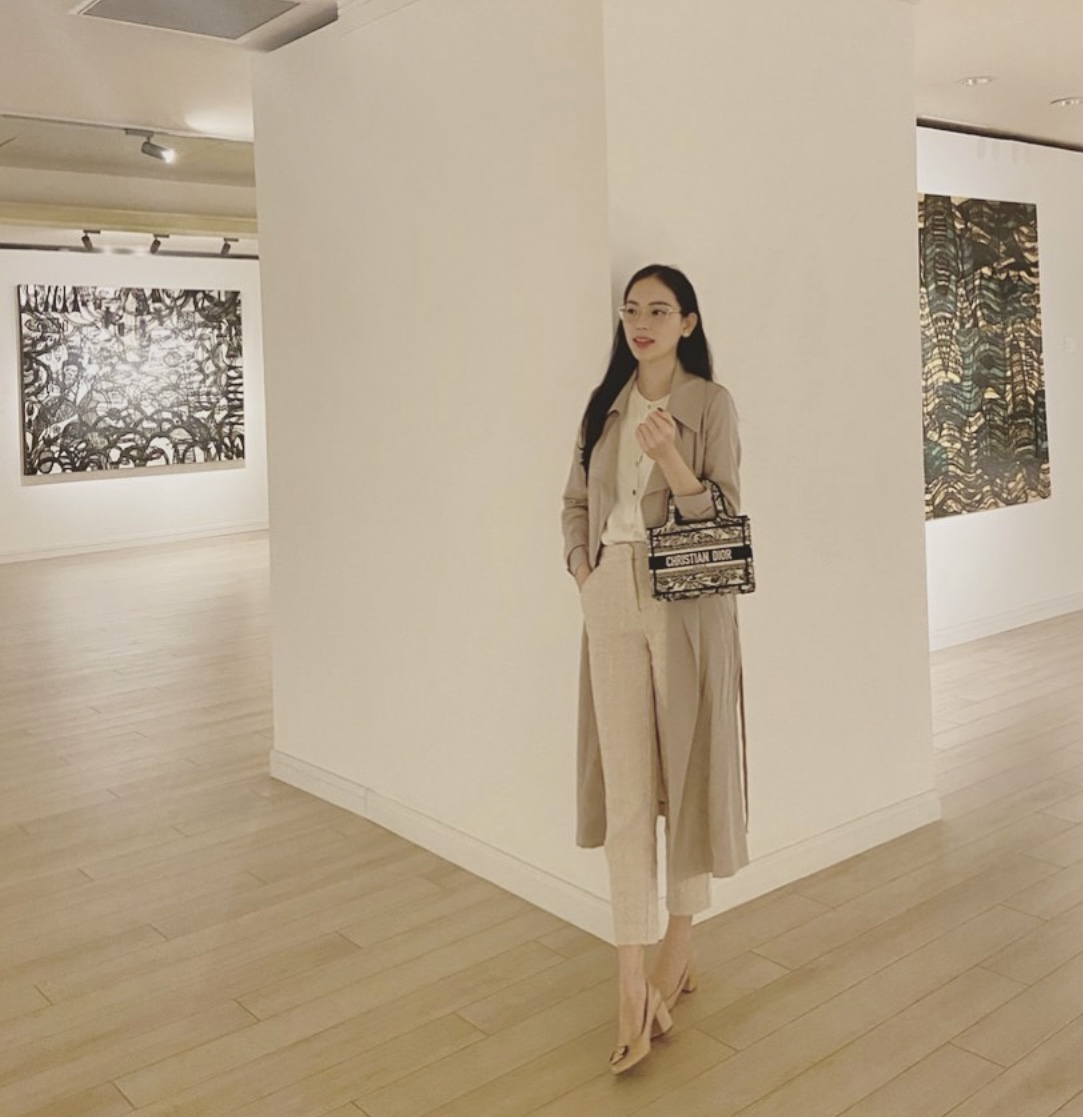 Linh Rin - Con dâu tiếp theo nhà chồng Hà Tăng có gu thời trang thanh lịch, quý phái chuẩn hào môn - Ảnh 2