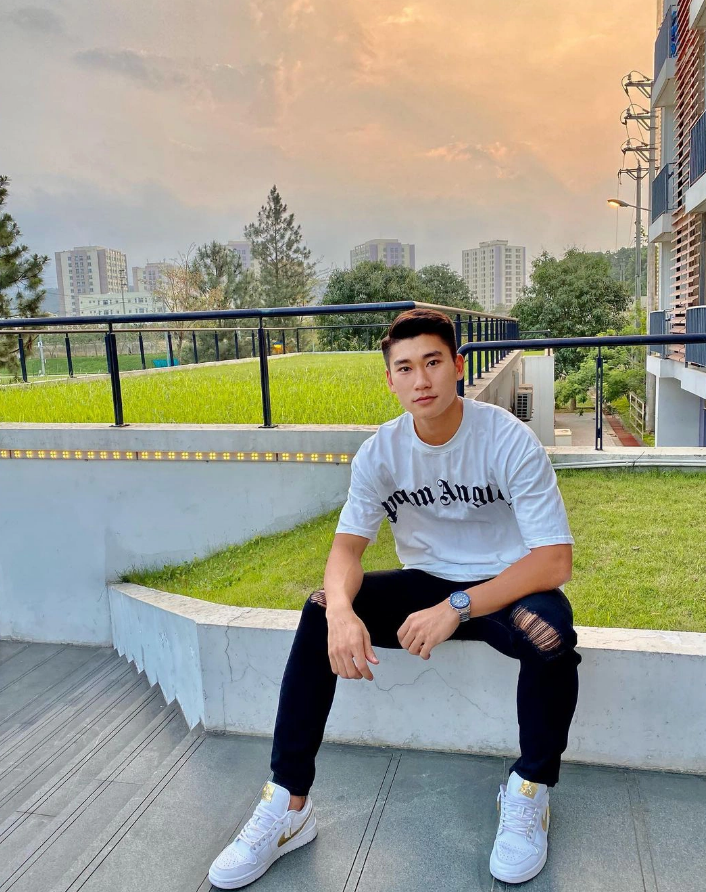 Gu thời trang dàn cầu thủ gen Z đội tuyển Việt Nam: Tiến Linh, Văn Toàn là 