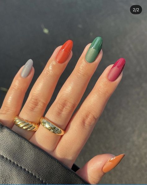 7 xu hướng nail màu sắc đang được Gen Z 