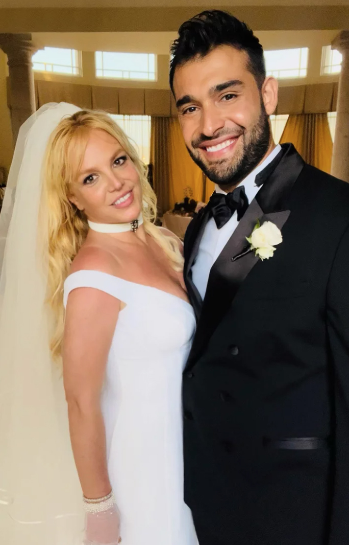 Nhìn lại chuyện tình 