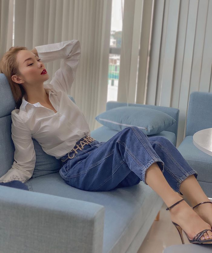 Học Minh Hằng bí quyết trẻ đẹp dù bước sang tuổi 30+ nhờ cách ăn mặc  - Ảnh 2