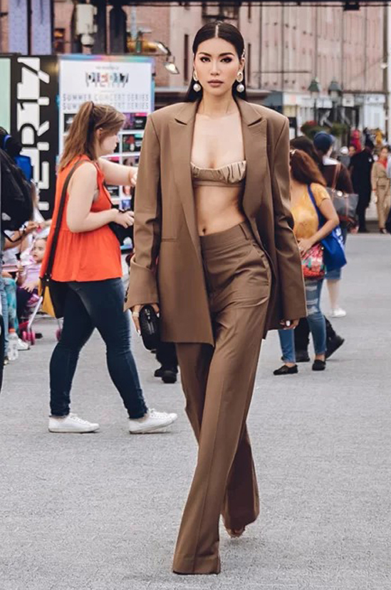 Học Đỗ Thị Hà, Thuỳ Tiên và dàn Hoa - Á hậu kết hợp nội y với blazer cho ngày hè thanh lịch  - Ảnh 3