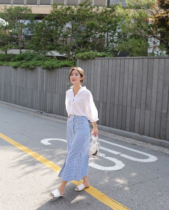 4 Công thức phối đồ công sở cho ngày nóng đỉnh điểm: Mát mẻ mà vẫn 