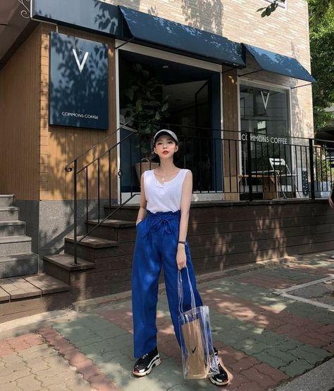 4 Công thức phối đồ công sở cho ngày nóng đỉnh điểm: Mát mẻ mà vẫn 