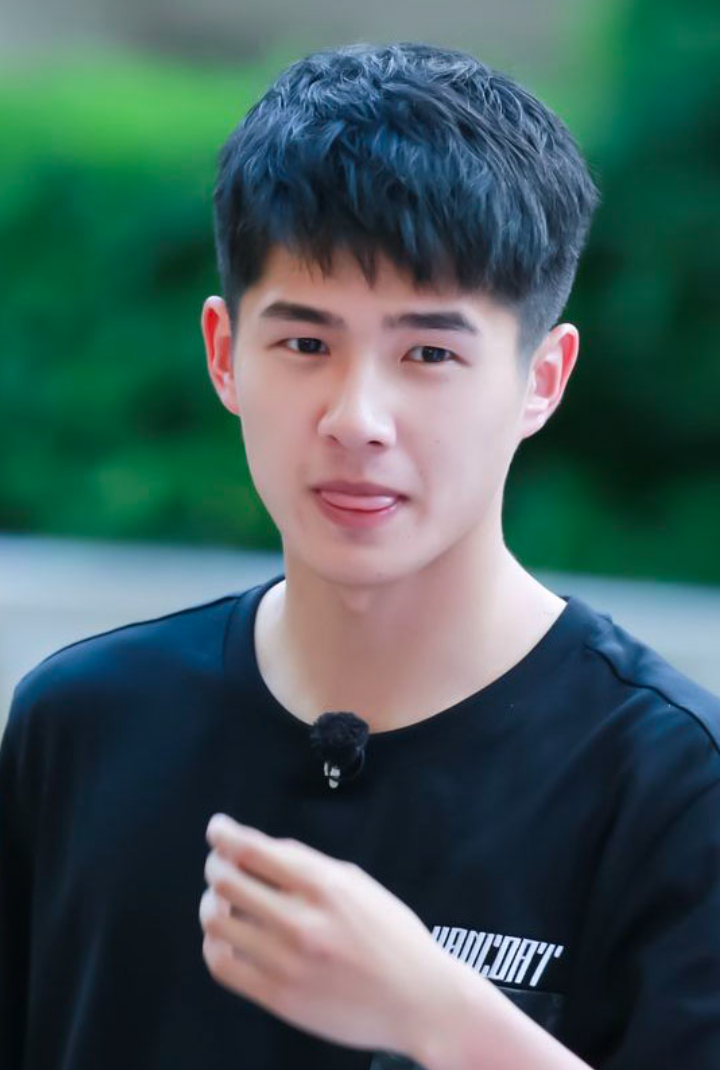 Top 50 kiểu tóc ngắn đẹp năm 2022 cho nam, nữ - Ảnh 2