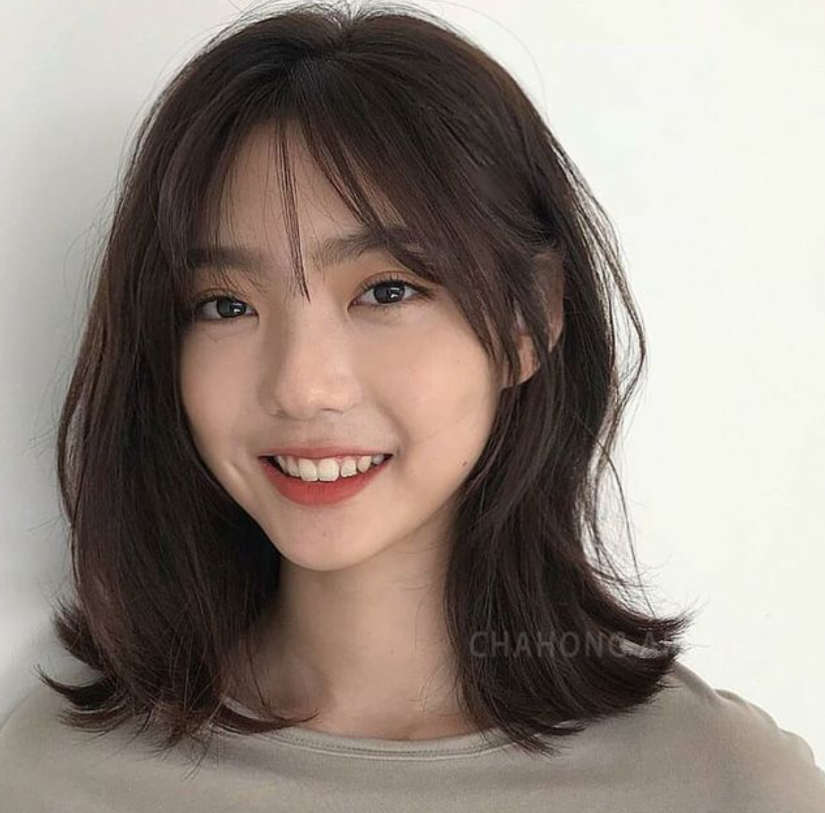 Top 50 kiểu tóc ngắn đẹp năm 2022 cho nam, nữ - Ảnh 1