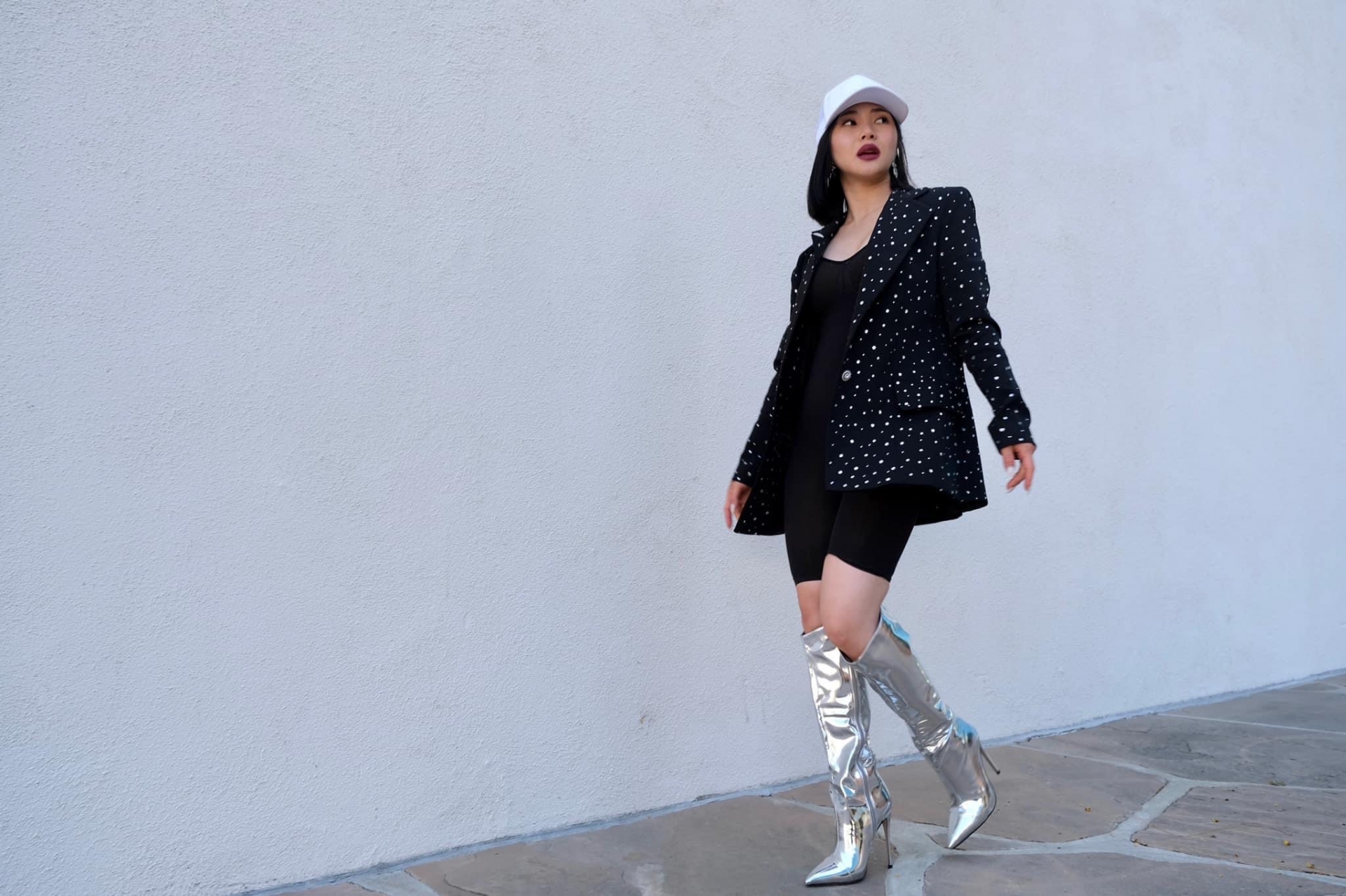 Gấp!!! Hương Tràm cần tuyển ngay stylist nếu cô không muốn trở thành thảm hoạ thời trang - Ảnh 3