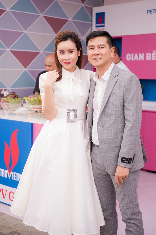 Thời trang đồng điệu của Hồ Hoài Anh và Lưu Hương Giang: Từng muốn tan rồi hợp vì nghĩ đến các con - Ảnh 3