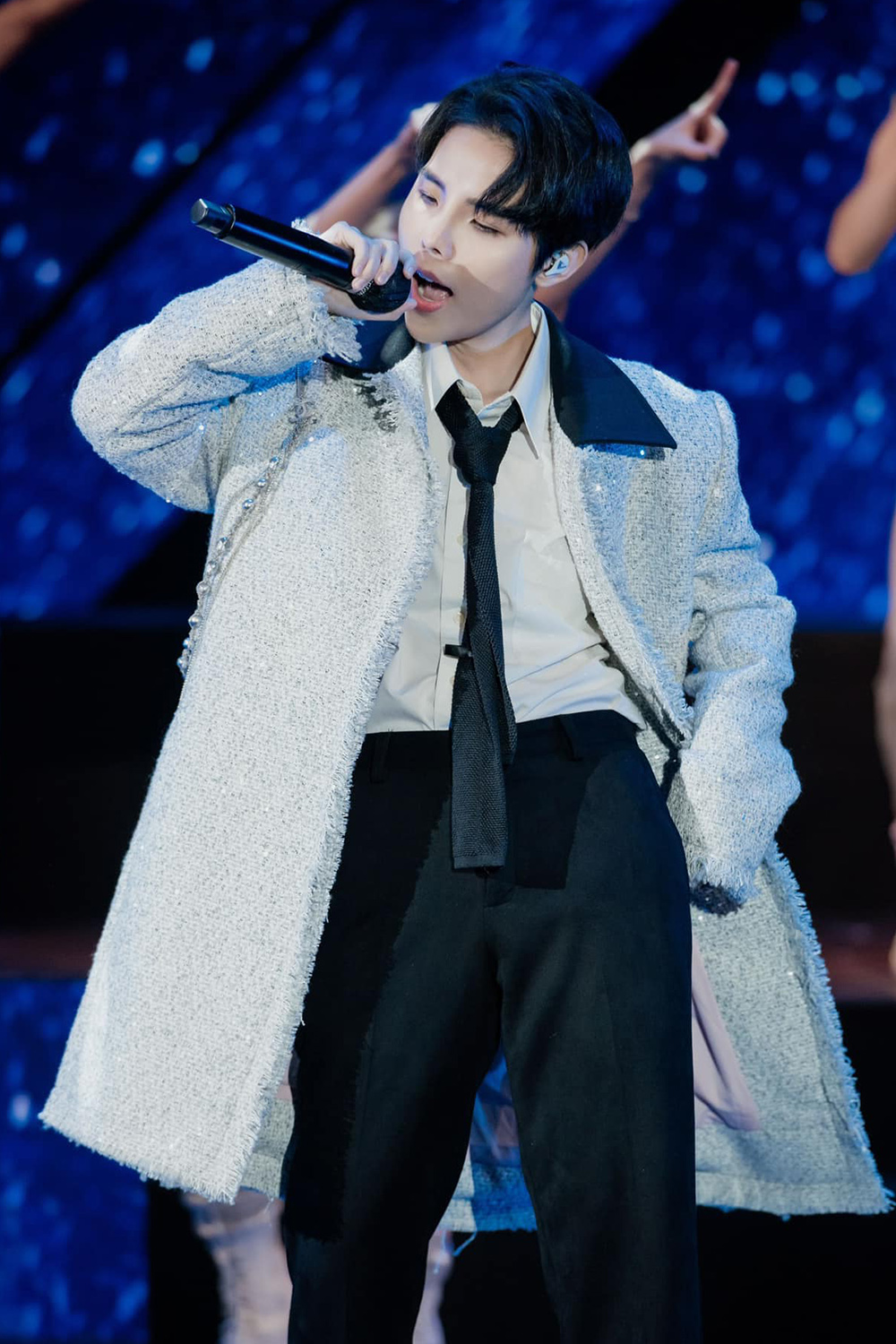 Ai muốn làm cô dâu của 