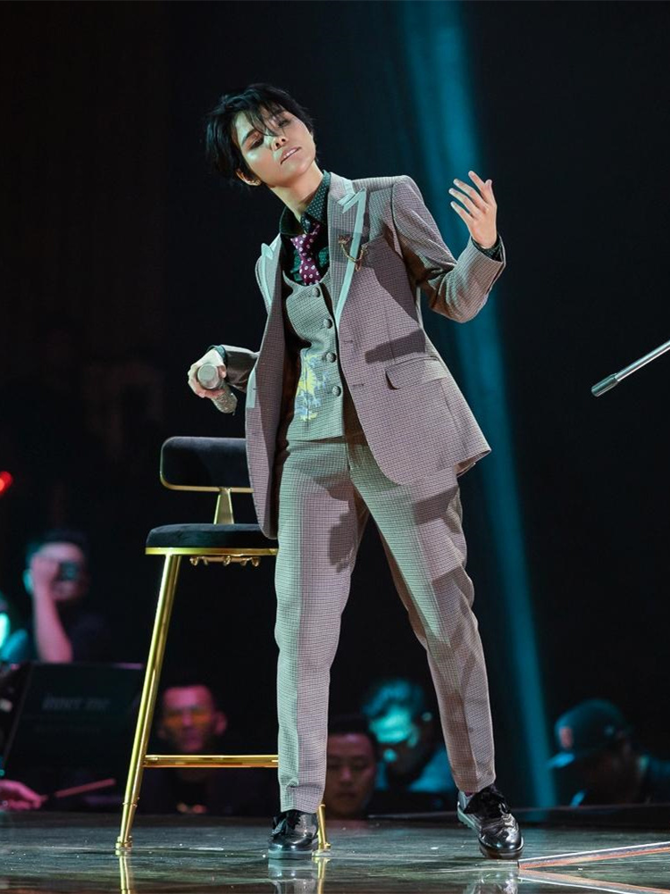 Ai muốn làm cô dâu của 