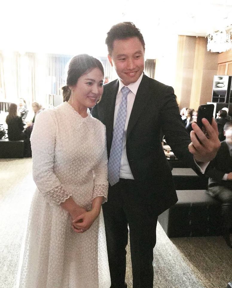 Học sao Hàn cách diện đồ đi ăn cưới sao cho đẹp mà không lấn át cô dâu - Ảnh 10