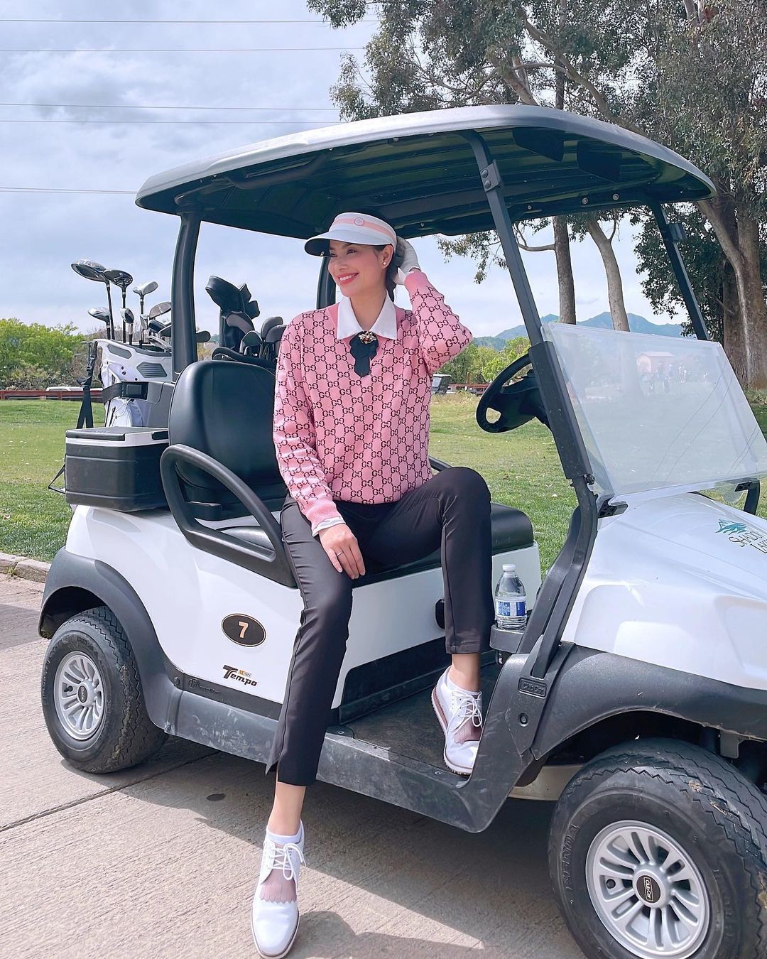 Bị chê về nước mặc đồ 