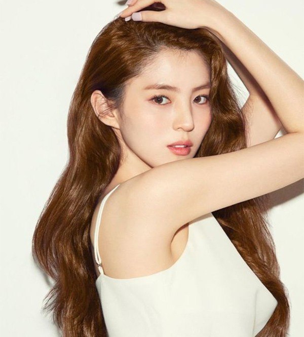 Xu hướng nhuộm tóc 2022: 8 màu nhuộm giúp làn da trắng hồng rạng rỡ tự nhiên nhất - Ảnh 2