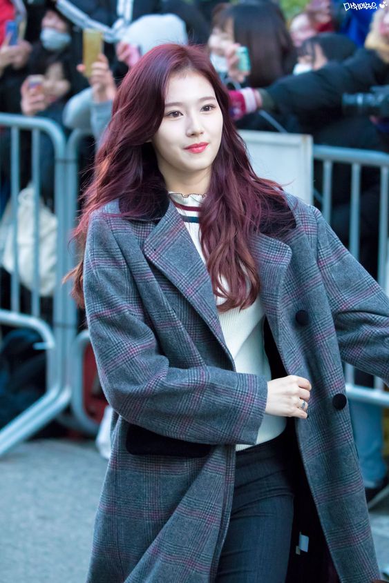 Xu hướng nhuộm tóc 2022: 8 màu nhuộm giúp làn da trắng hồng rạng rỡ tự nhiên nhất - Ảnh 5