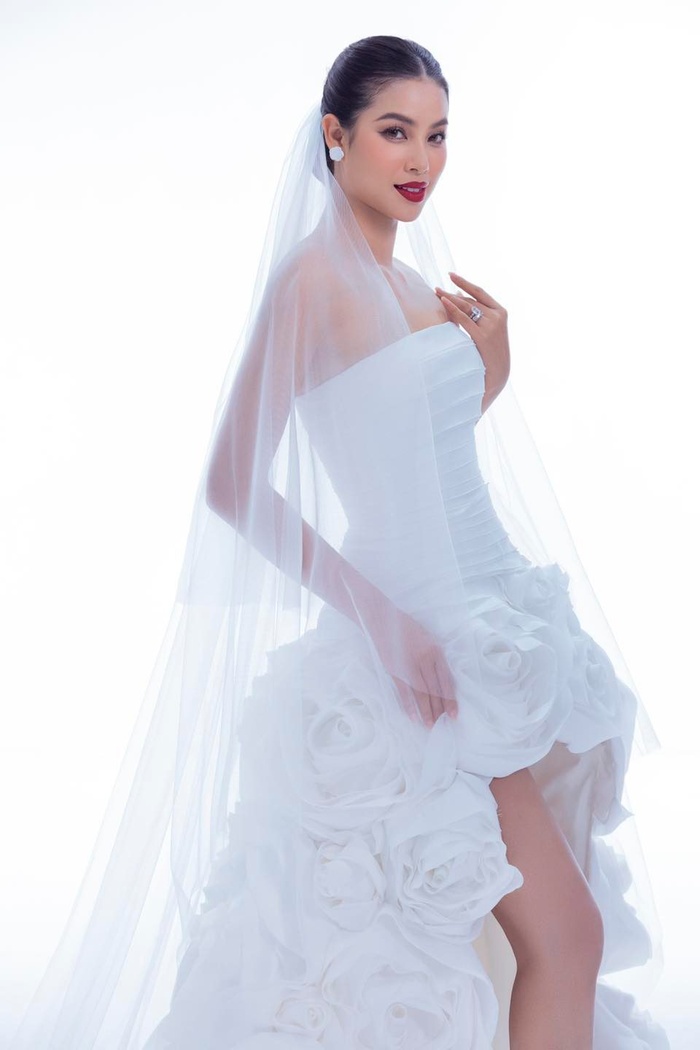 Dàn HLV The Face Vietnam diện váy cưới: Phạm Hương ngày càng nhuận sắc, Minh Hằng quyến rũ kiêu sa - Ảnh 2