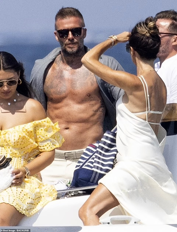 David Beckham đi căng da mặt để giữ vẻ ngoài phong độ tuổi 47 - Ảnh 4