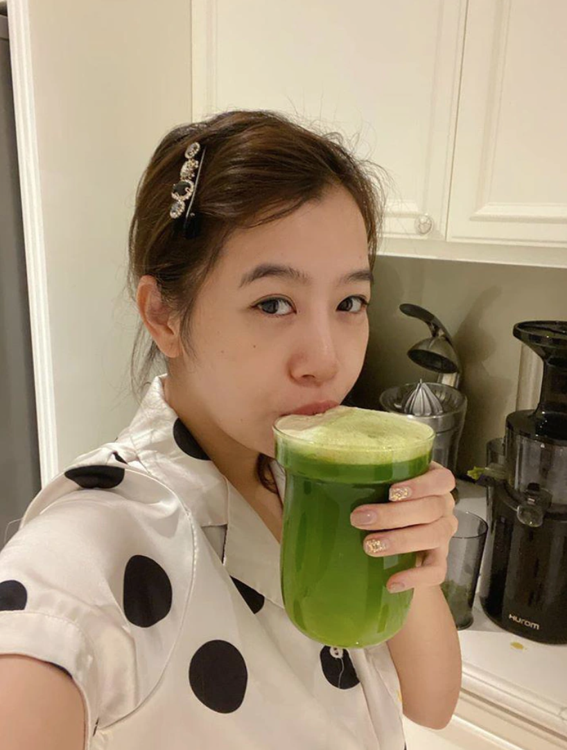 36 tuổi mà làn da của MC Diệp Chi vẫn mịn màng, tất cả là nhờ chăm dùng thức uống này - Ảnh 5