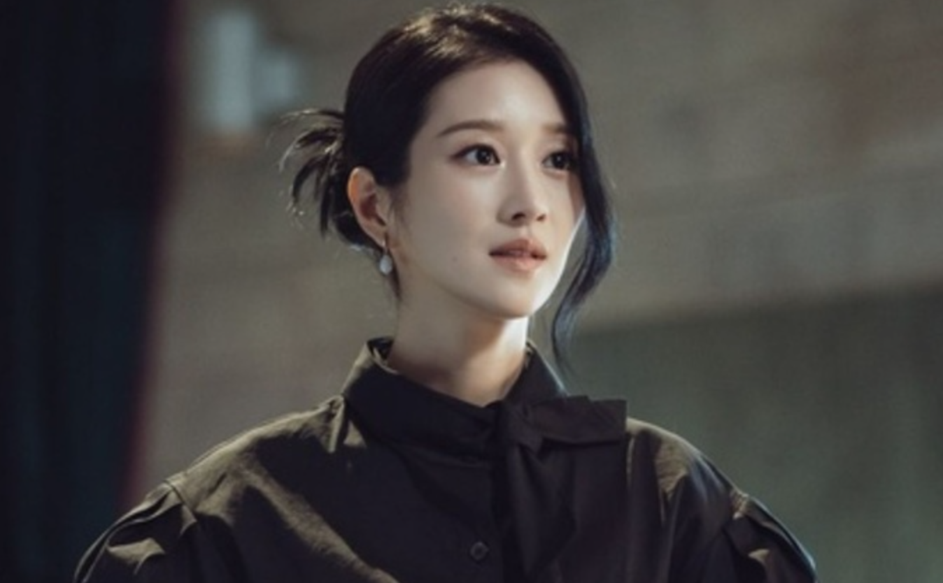 Trang điểm nữ chính phim Hàn nổi bật 2022: Tươi trẻ như luật sư Young Woo hay sắc lạnh như Lee Rael  - Ảnh 2