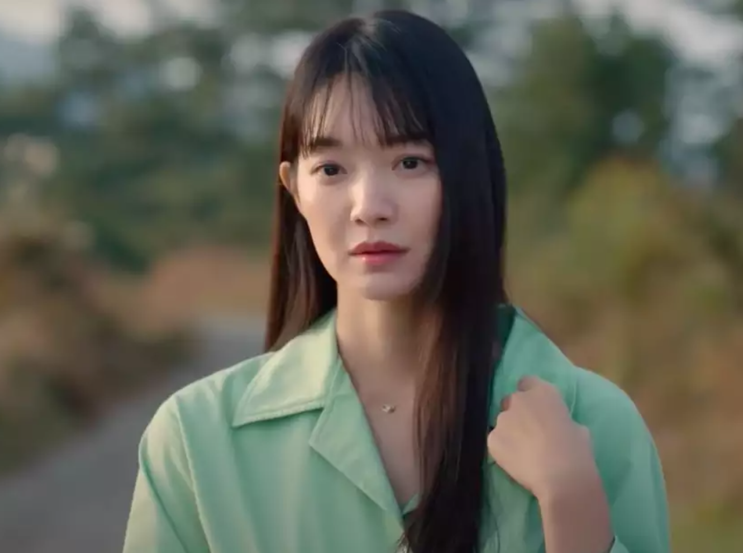 Trang điểm nữ chính phim Hàn nổi bật 2022: Tươi trẻ như luật sư Young Woo hay sắc lạnh như Lee Rael  - Ảnh 3