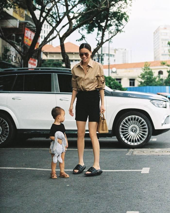 Cảm hứng mặc đẹp áo sơ mi mùa hè từ street style của mỹ nhân Việt - Ảnh 5