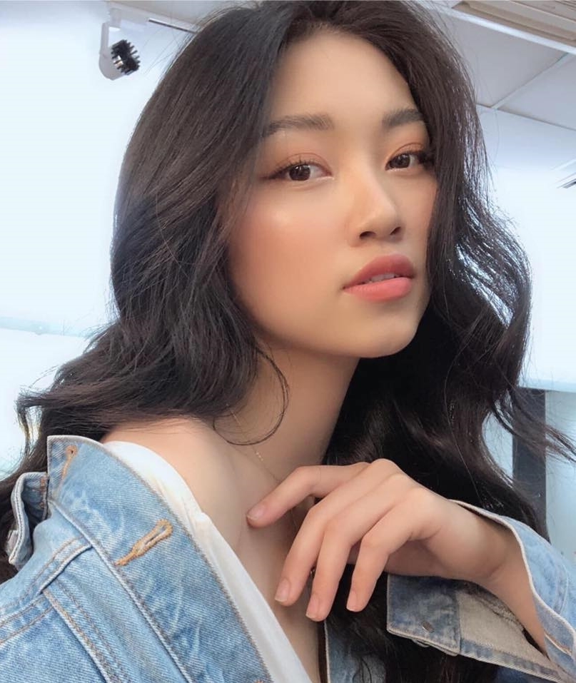 Hoa hậu Thể thao Việt Nam vừa đăng quang đã lộ ảnh 