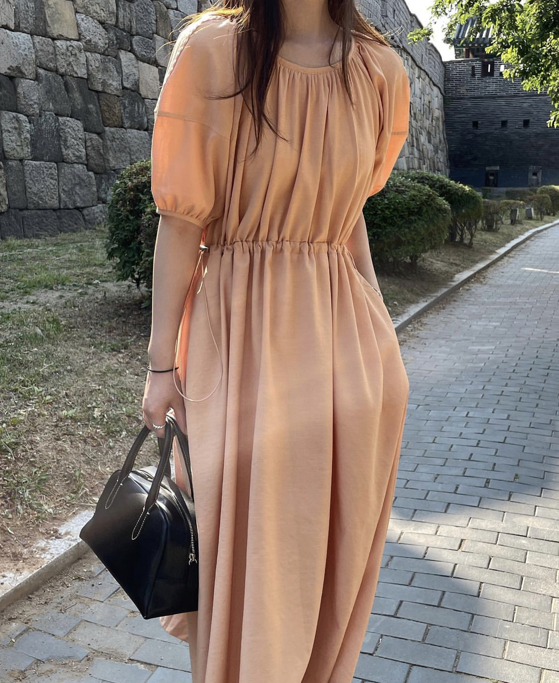 Instagram @eune_y Hàn Quốc thu hút 70.000 lượt theo dõi, 