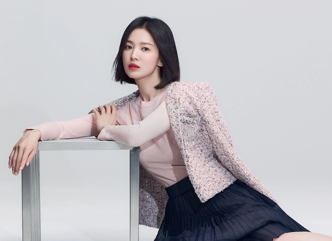 Song Hye Kyo ăn sashimi để giúp làn da luôn tươi trẻ - Ảnh 1