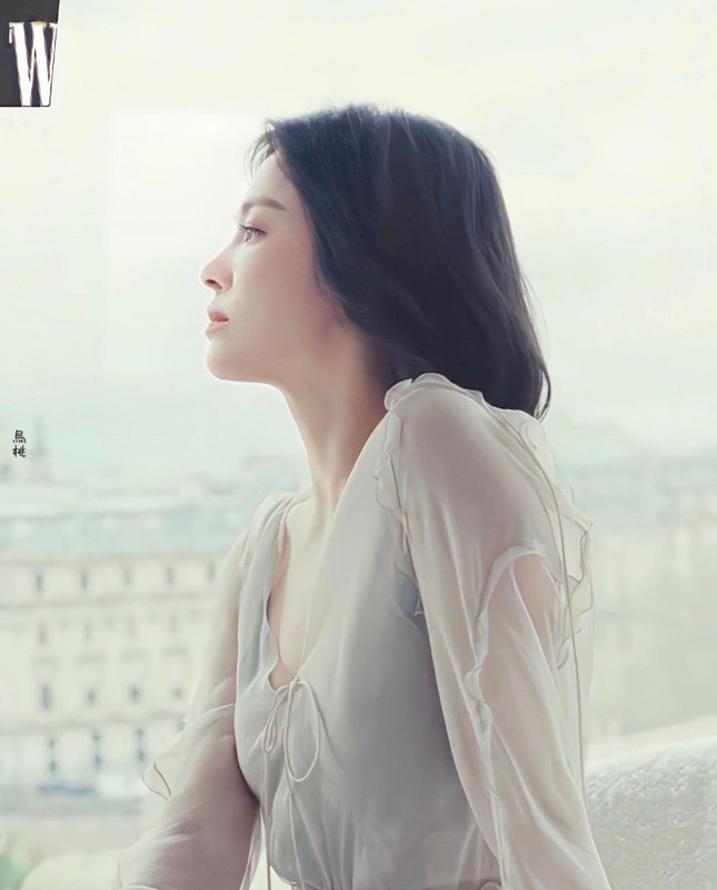 Trang phục cổ chữ 