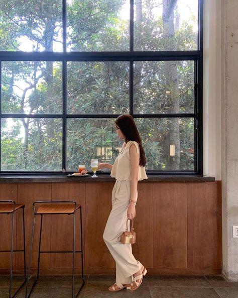 4 đôi giày cao gót dưới 10cm mà chị em phải có trong tủ đồ hàng ngày - Ảnh 2