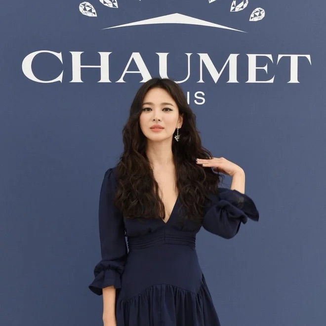 4 lần tham dự sự kiện Chaumet, Song Hye Kyo đều gây thương nhoé với hình ảnh khác biệt - Ảnh 11