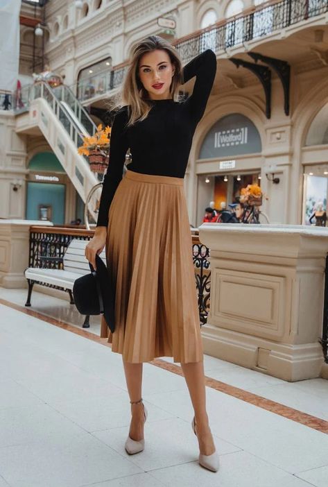 Tiết lộ 3 bí kiếp giúp thời trang ăn cưới của bạn vừa sang vừa thanh lịch - Ảnh 1