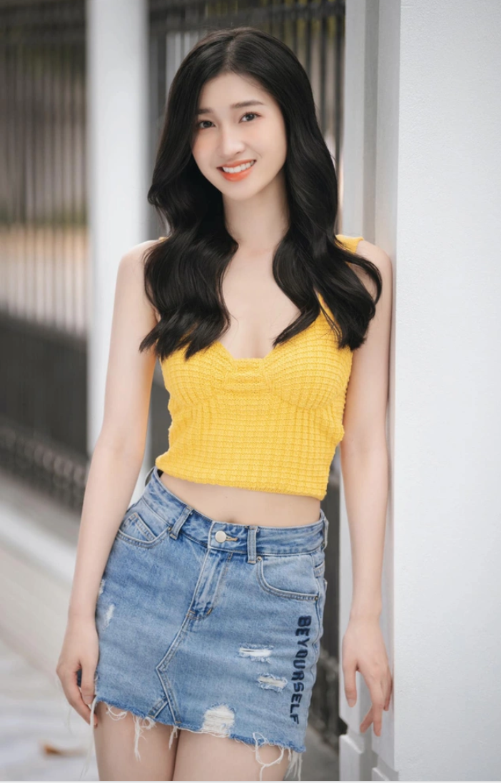 Mệnh danh Á hậu có làn da đẹp nhất Miss World 2022, Phương Nhi từng tự ti vì vết chàm trên trên mặt - Ảnh 1