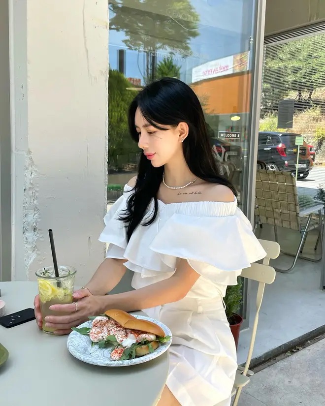 5 cách diện áo áo trễ vai quyến rũ, 