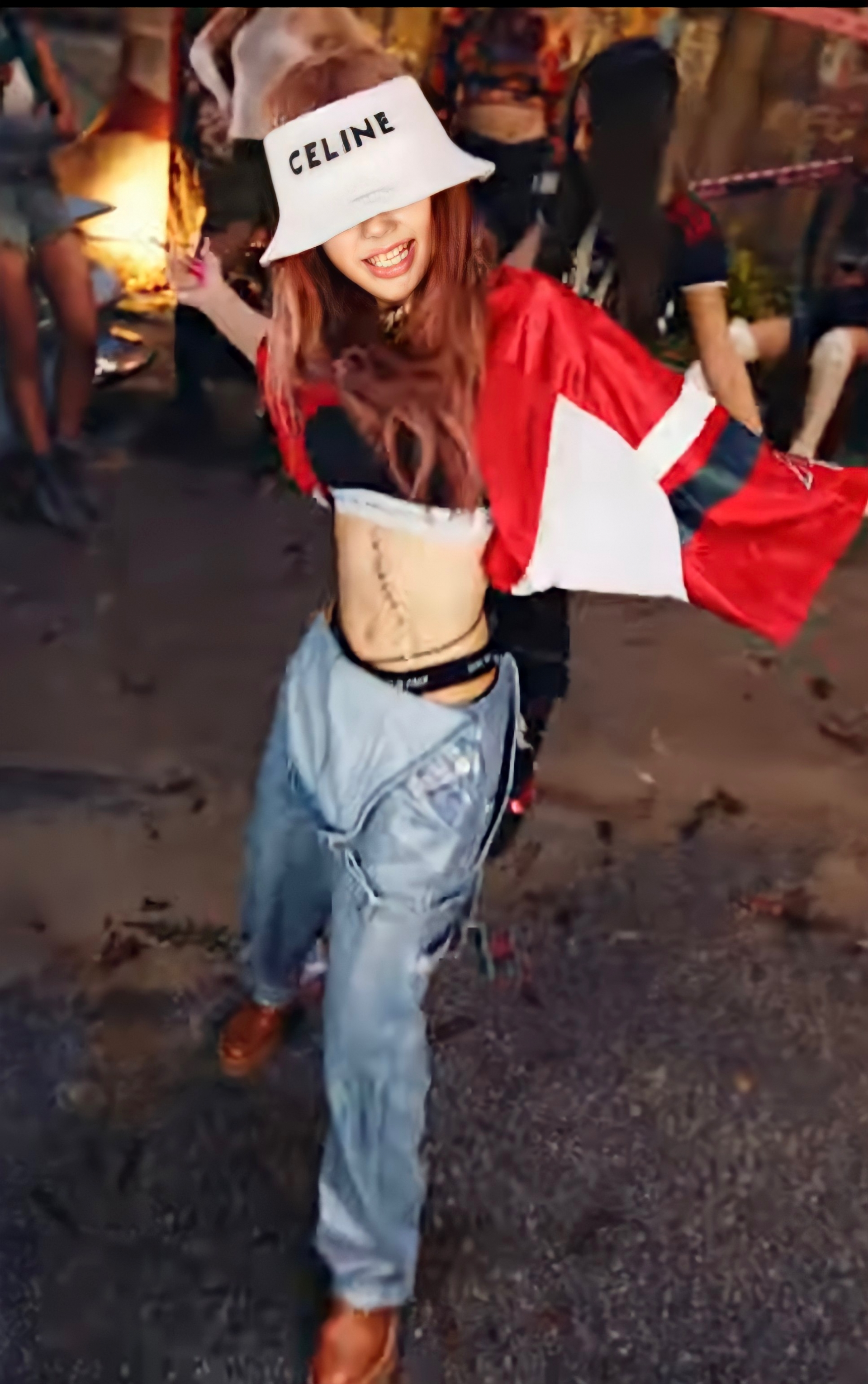 Lisa (BLACKPINK) 