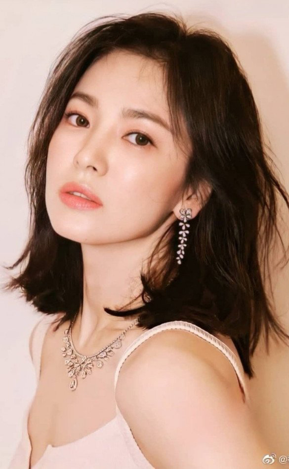 Màu son được Song Hye Kyo sử dụng từ hè sang đông: Dễ mua để có 