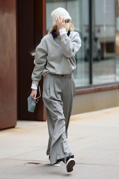 Góc ôn bài: Chuẩn bị outfit thu đông 2022 từ thời trang của mỹ nhân Hollywood - Ảnh 2