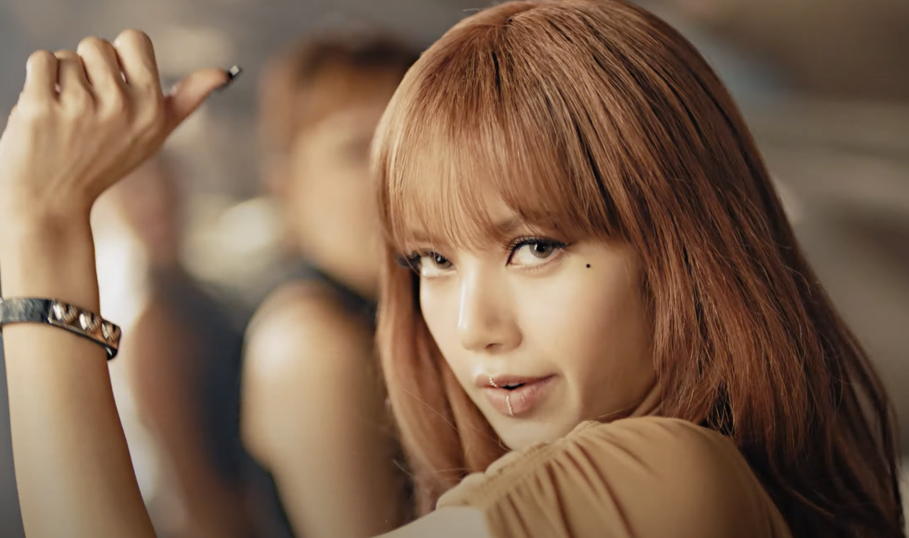 Tổng hợp tất cả những xu hướng làm đẹp từ MV 